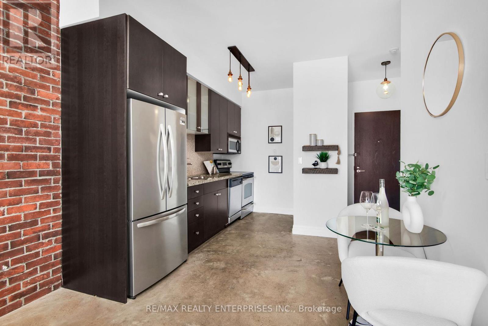 Photo 9 of 913 1005 King Street W, Toronto ON