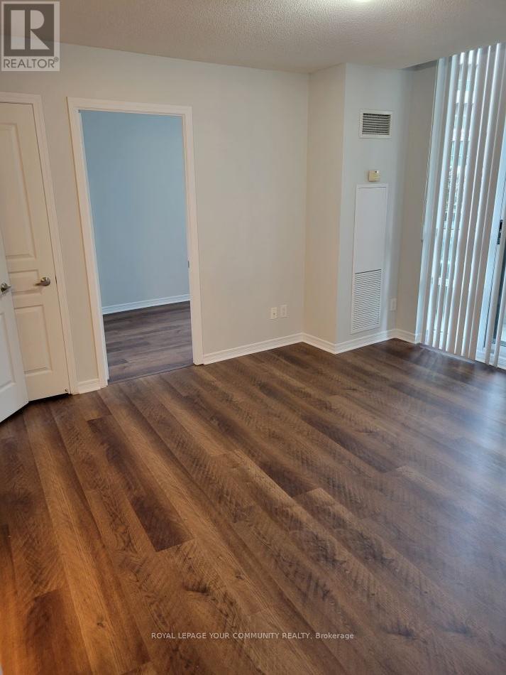 Photo 11 of 301 503 Beecroft Road, Toronto ON