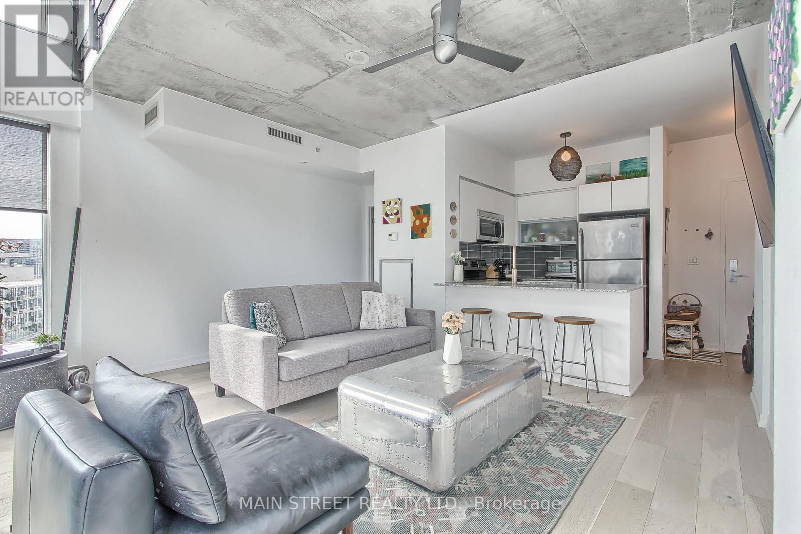 Photo 14 of 1213 150 East Liberty Street, Toronto ON