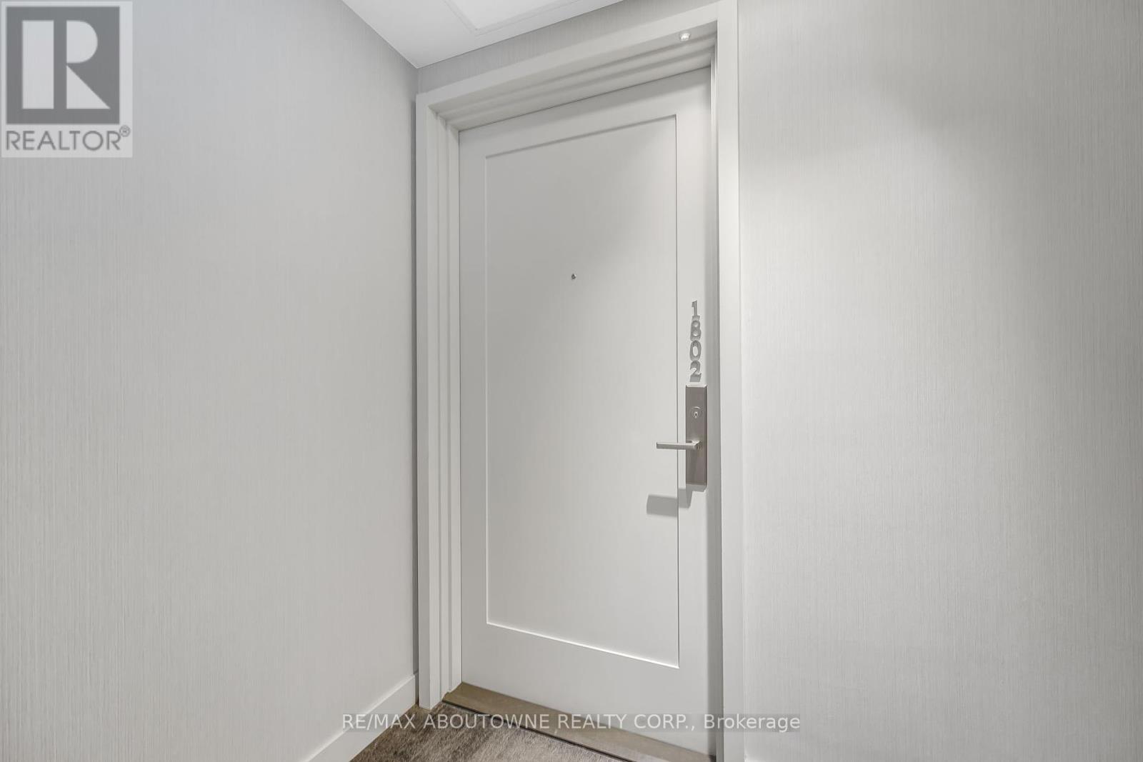 Photo 3 of 1802 3 Gloucester Street, Toronto ON