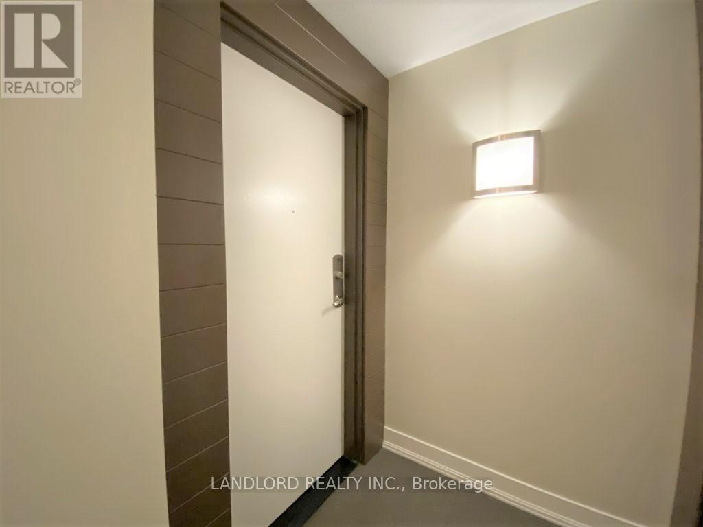 Photo 31 of 1701 2191 Yonge Street, Toronto ON