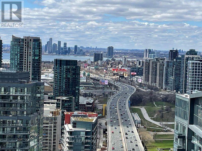 Photo 15 of 4608 75 Queens Wharf Road, Toronto ON