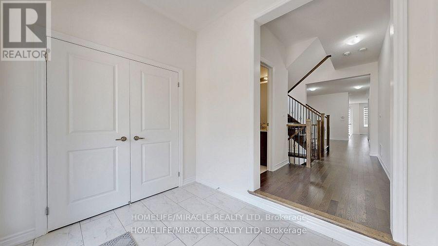 Photo 20 of 26 Calabria Drive, Caledon ON