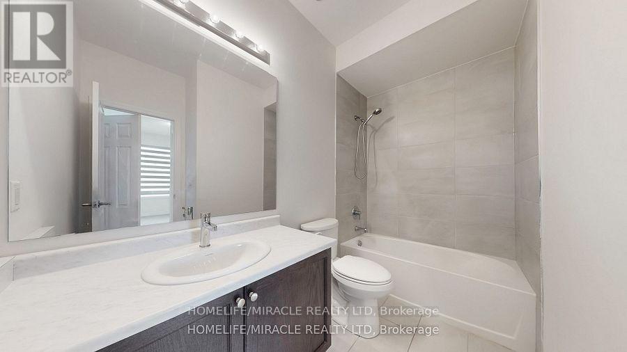 Photo 34 of 26 Calabria Drive, Caledon ON
