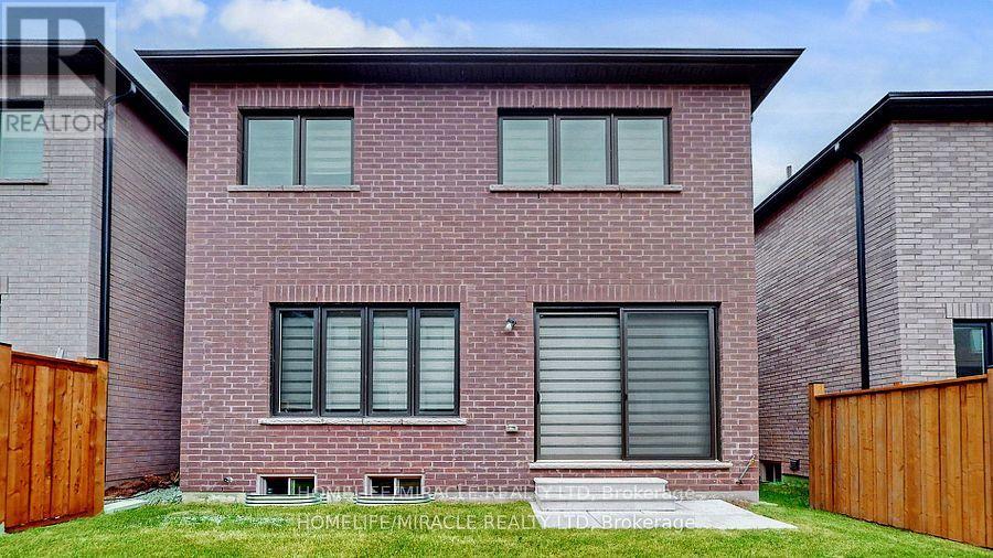 Photo 48 of 26 Calabria Drive, Caledon ON