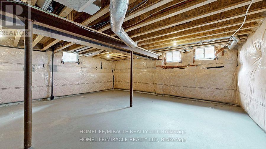 Photo 46 of 26 Calabria Drive, Caledon ON