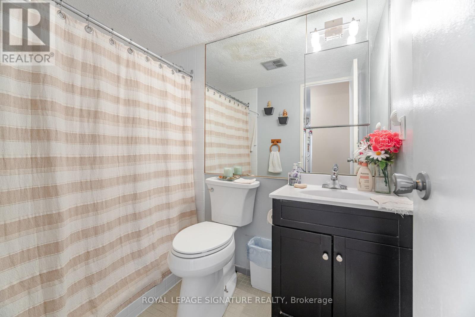 Photo 28 of 1110 541 Blackthorn Avenue, Toronto ON