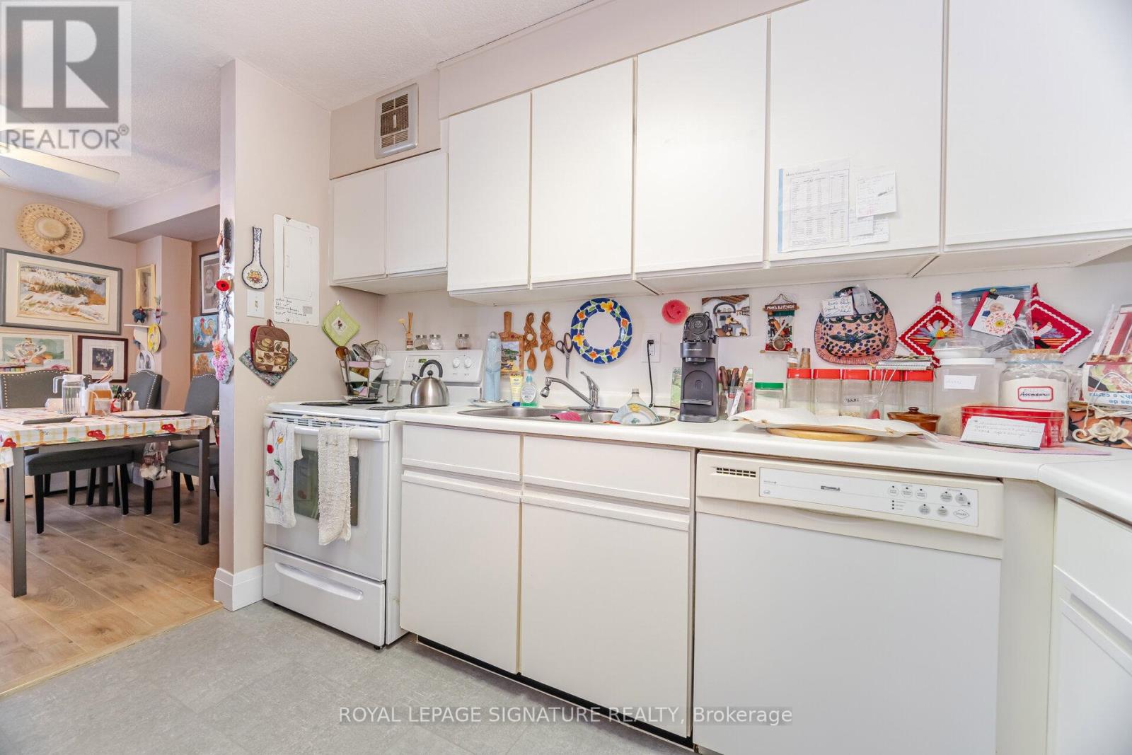 Photo 19 of 1110 541 Blackthorn Avenue, Toronto ON
