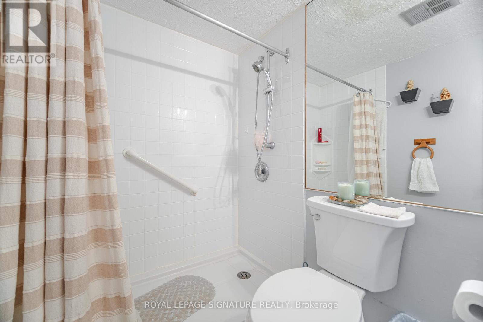 Photo 29 of 1110 541 Blackthorn Avenue, Toronto ON