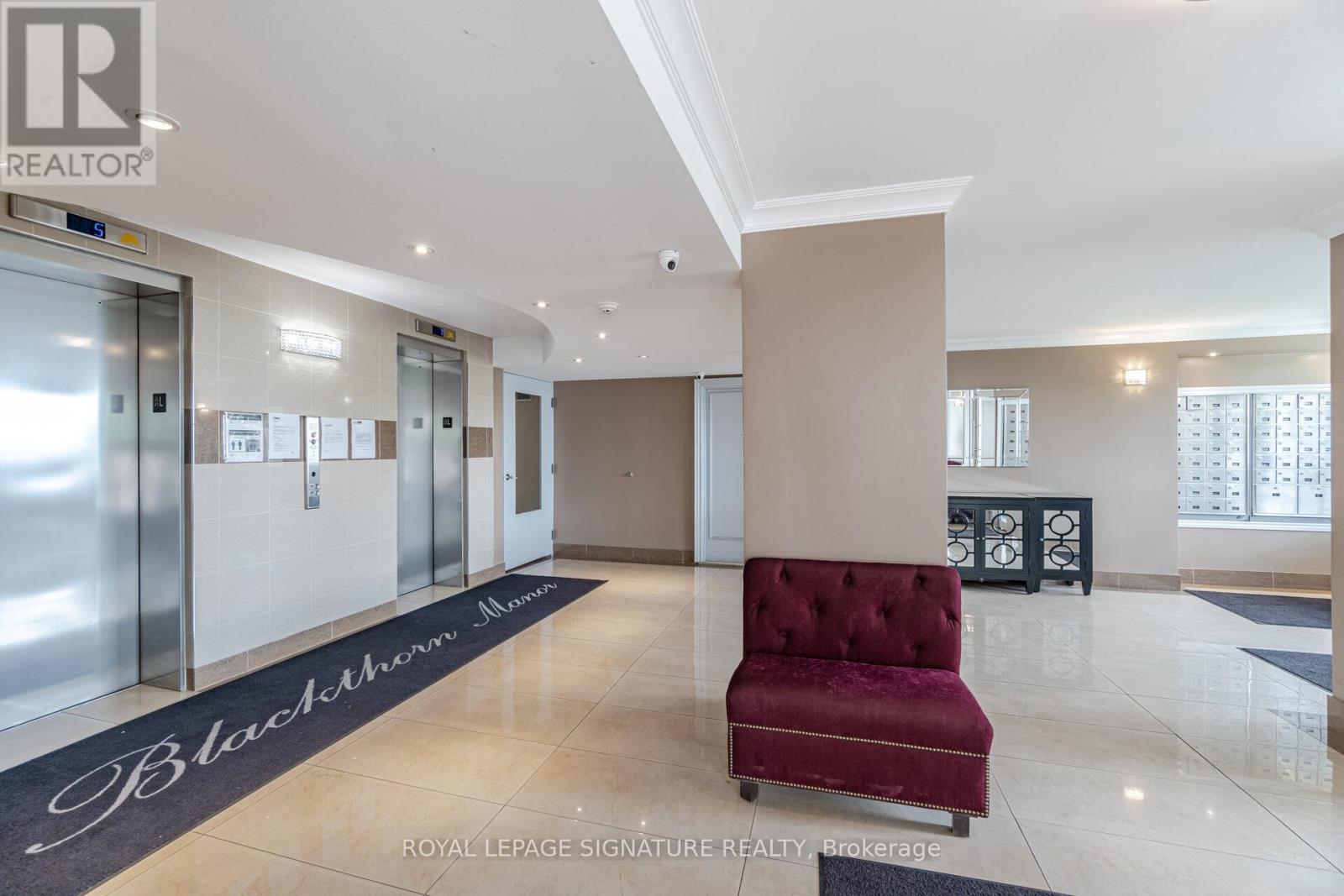 Photo 4 of 1110 541 Blackthorn Avenue, Toronto ON