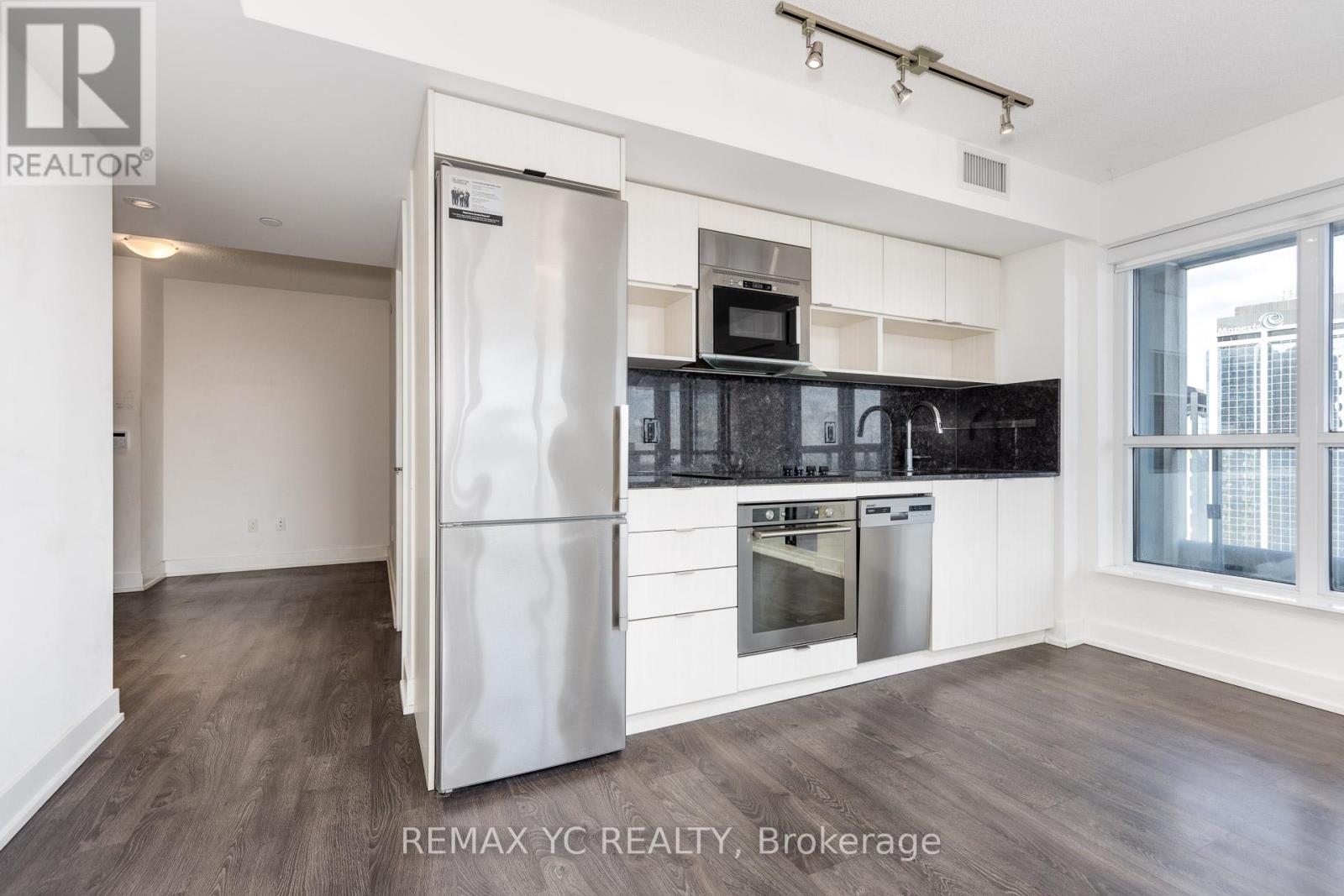 Photo 3 of 1409 7 Mabelle Avenue, Toronto ON