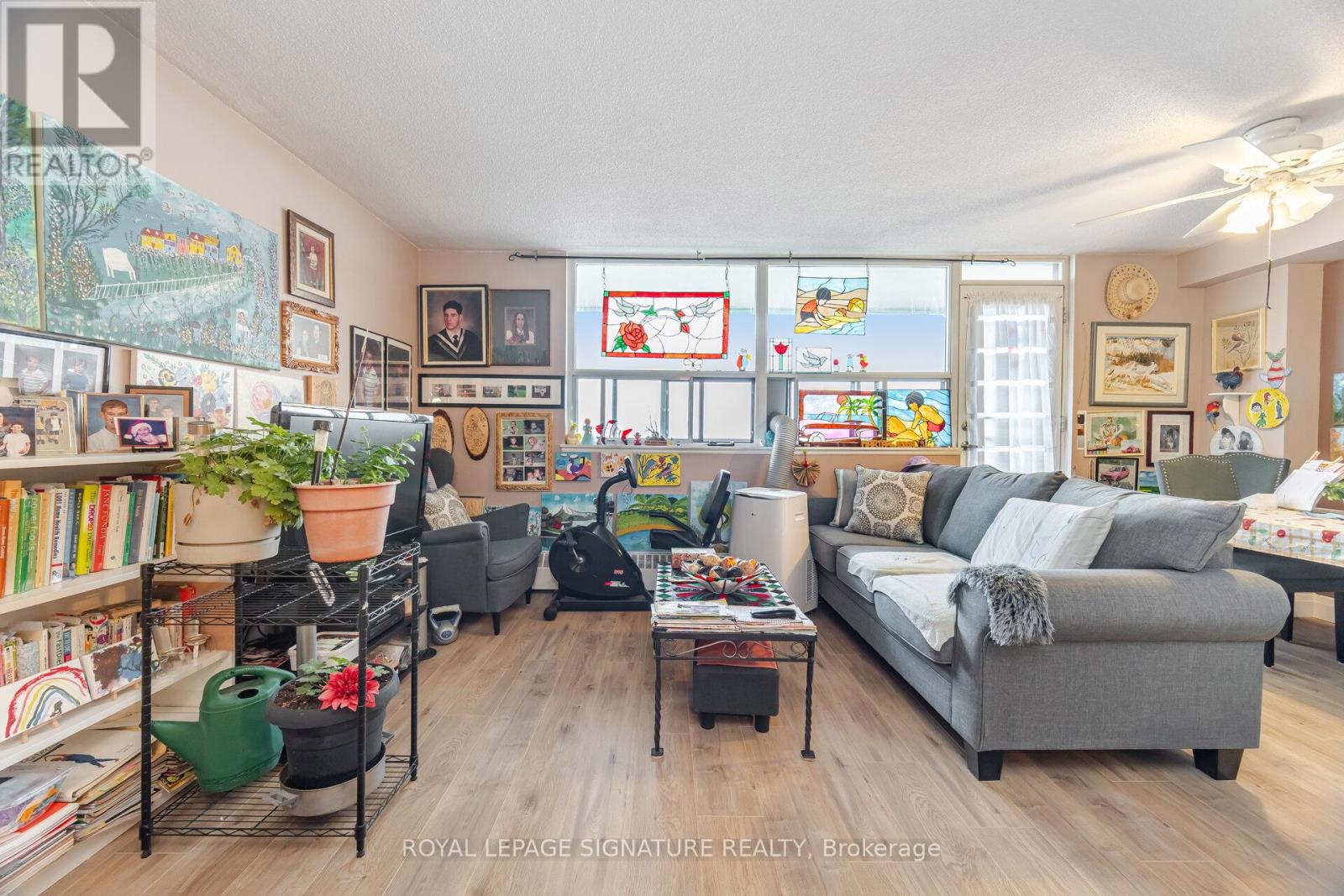 Photo 10 of 1110 541 Blackthorn Avenue, Toronto ON