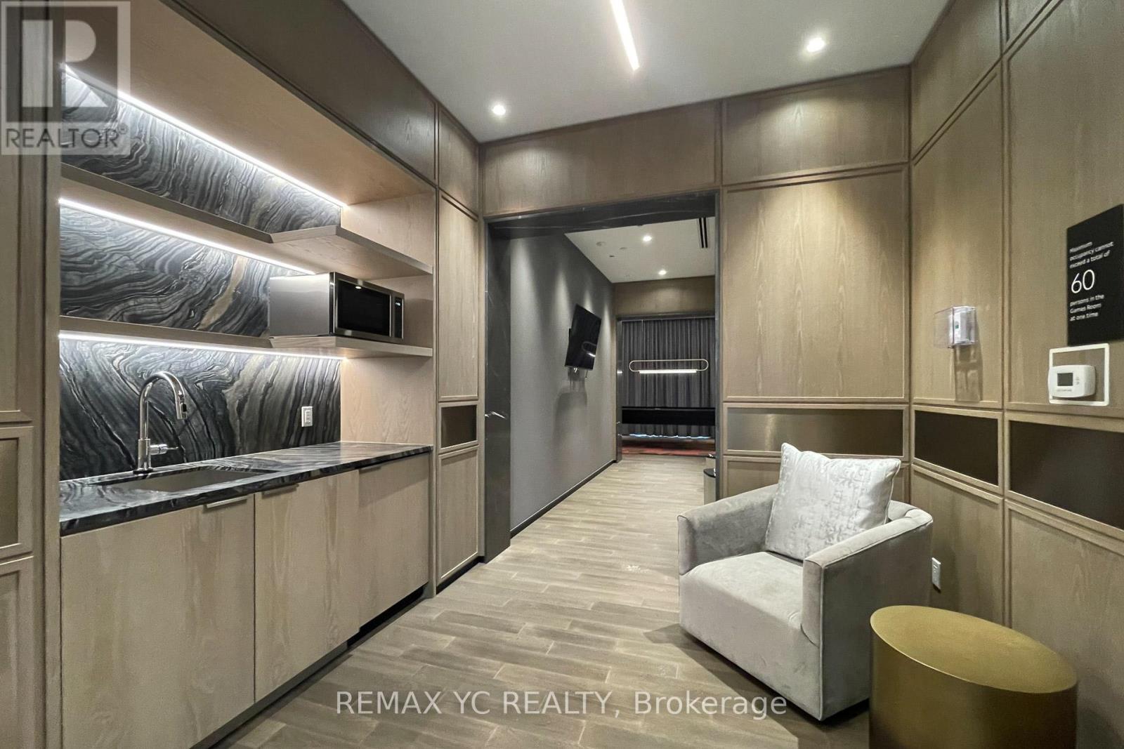 Photo 31 of 1409 7 Mabelle Avenue, Toronto ON