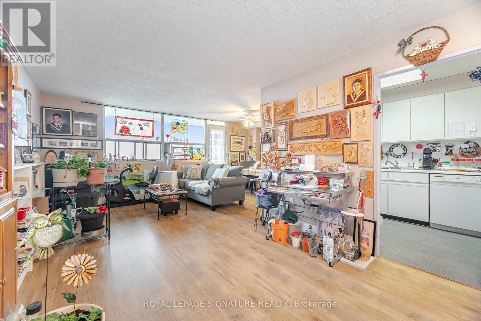 Photo 9 of 1110 541 Blackthorn Avenue, Toronto ON