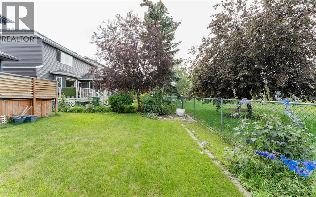 Photo 34 of 276 Fairways Bay Nw, Airdrie AB