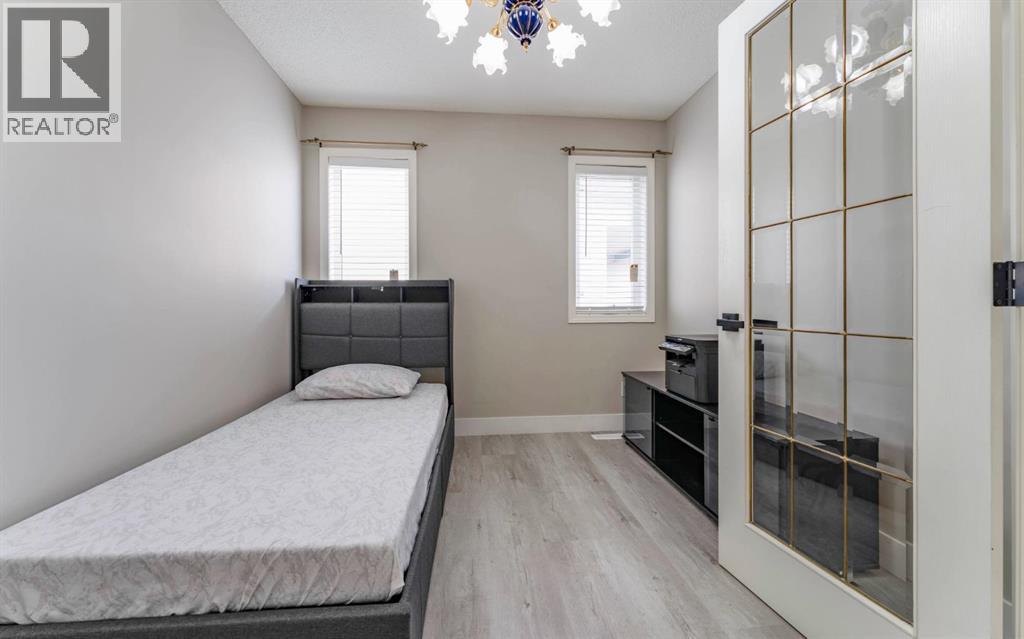 Photo 6 of 276 Fairways Bay Nw, Airdrie AB