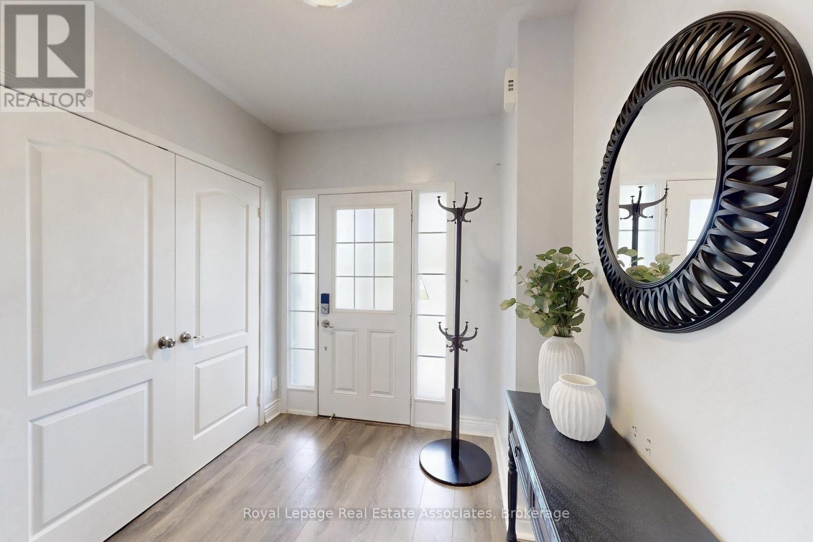 Photo 6 of 913 Fetchison Drive, Oshawa ON