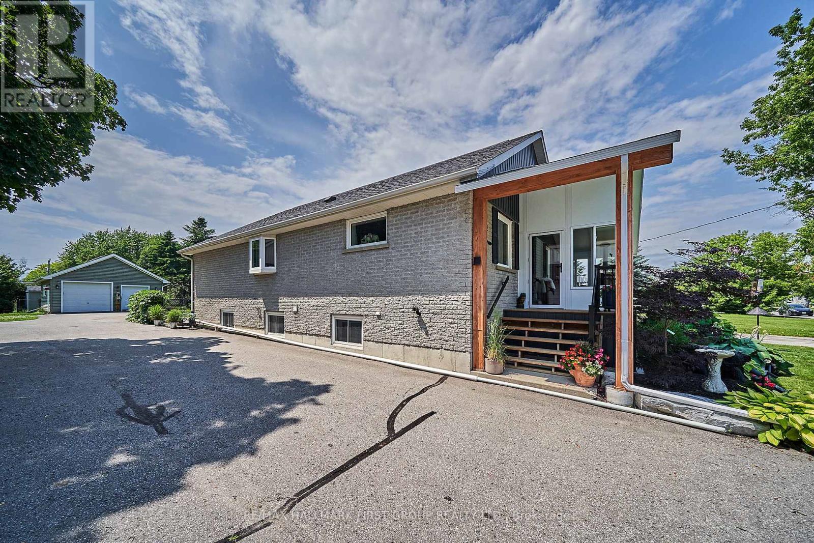 Photo 26 of 3092 Courtice Road, Clarington ON