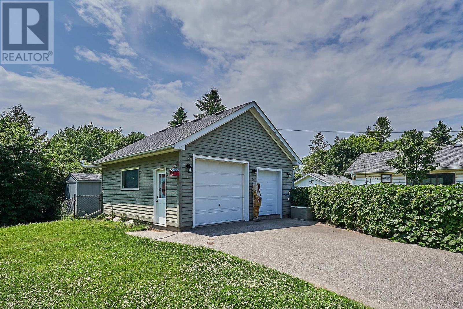 Photo 40 of 3092 Courtice Road, Clarington ON