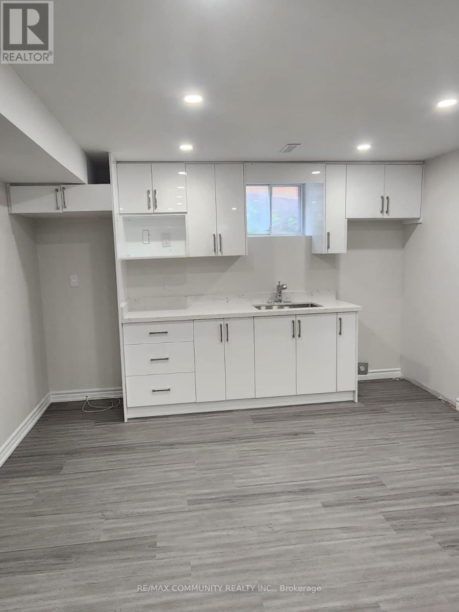 Photo 3 of Basement 58 Rainbow Ridge Avenue, Toronto ON