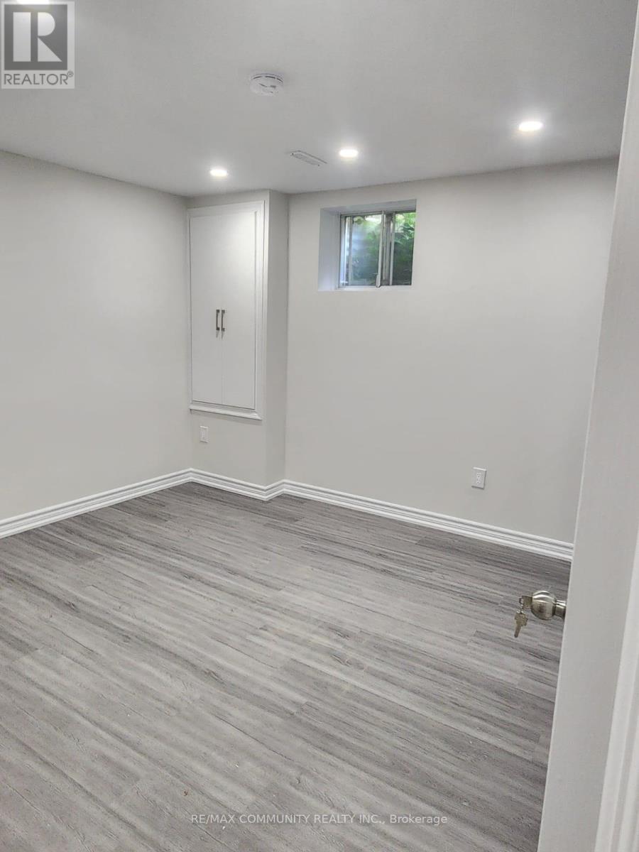 Photo 4 of Basement 58 Rainbow Ridge Avenue, Toronto ON