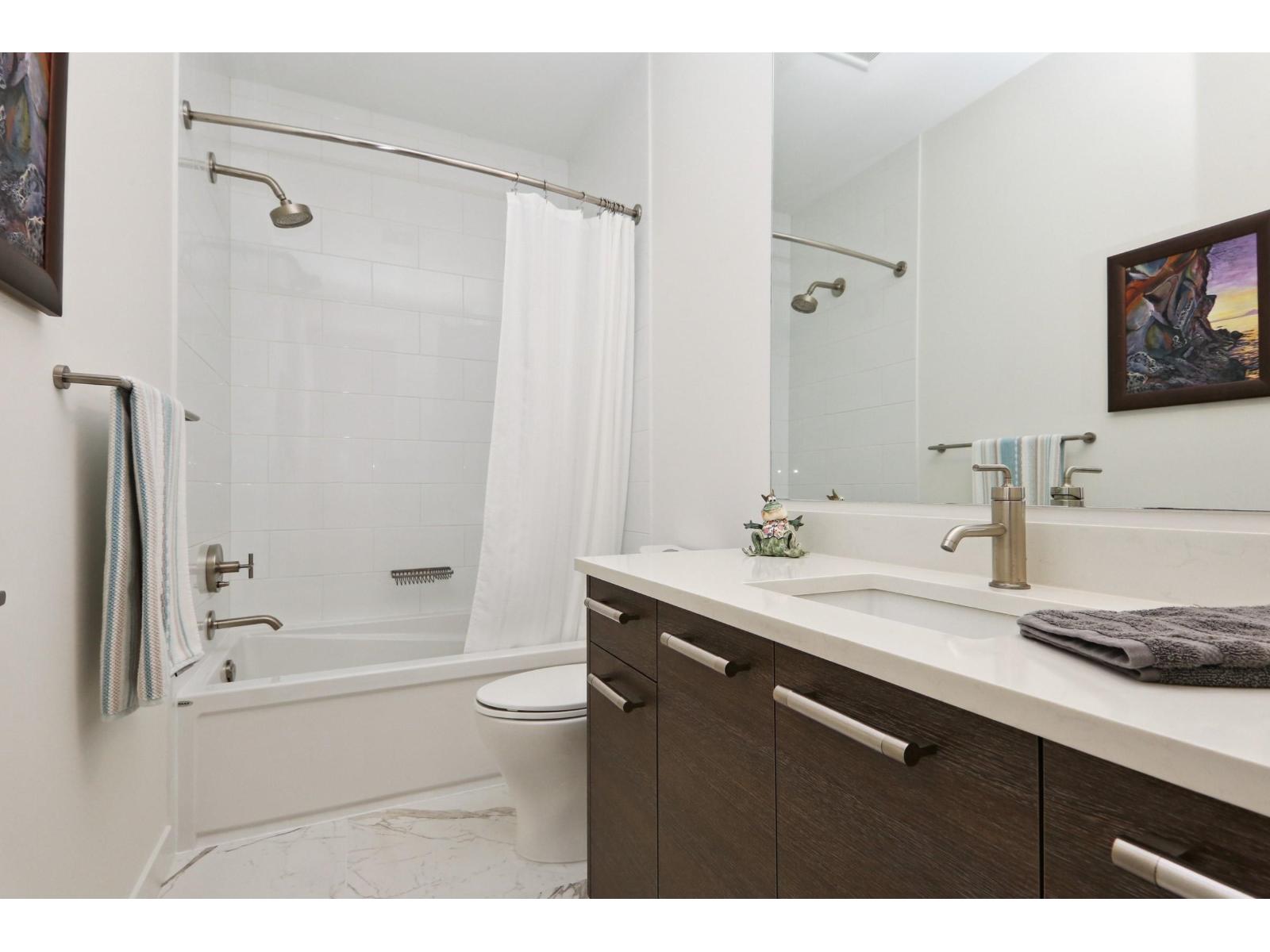 Photo 13 of 503 33540 Mayfair Avenue, Abbotsford BC