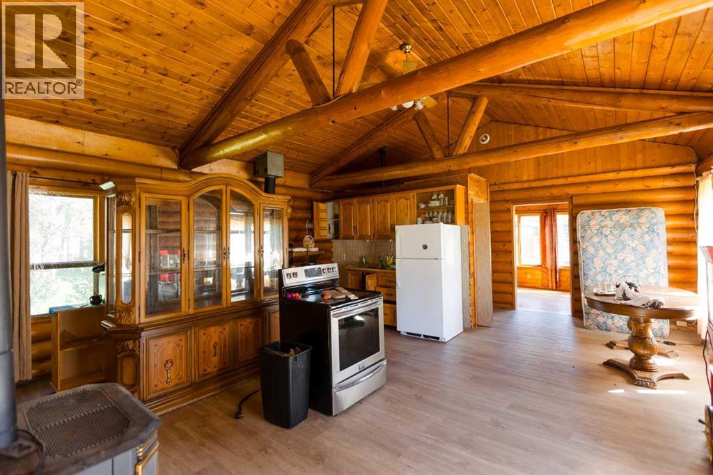26127 Township Road 414, Rural Lacombe County