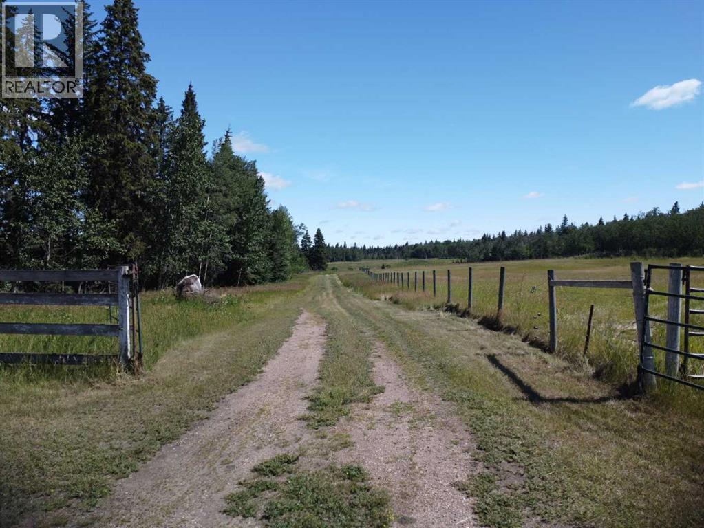 26127 Township Road 414, Rural Lacombe County