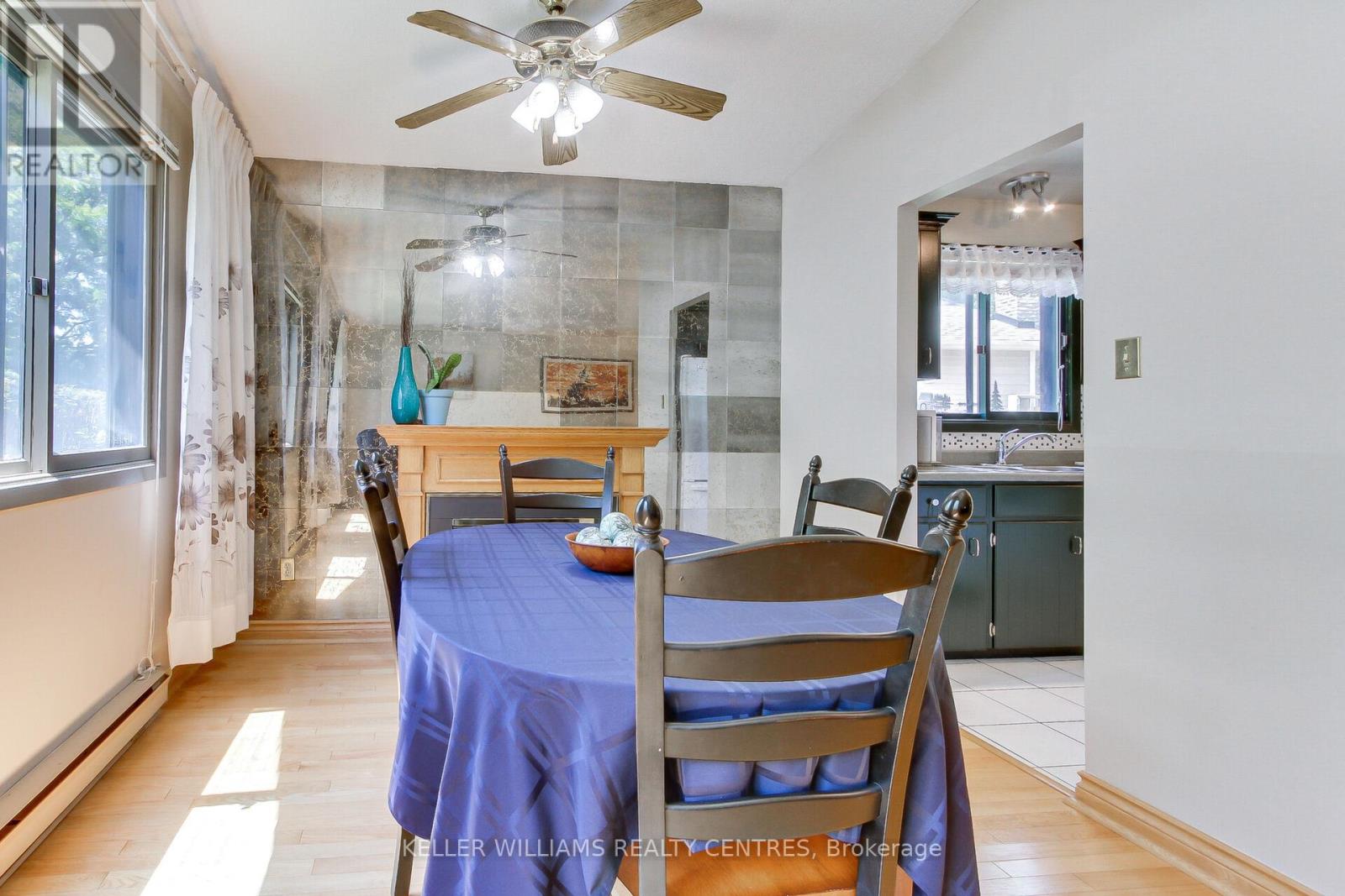 Photo 14 of 871 Elgin Street, Newmarket ON