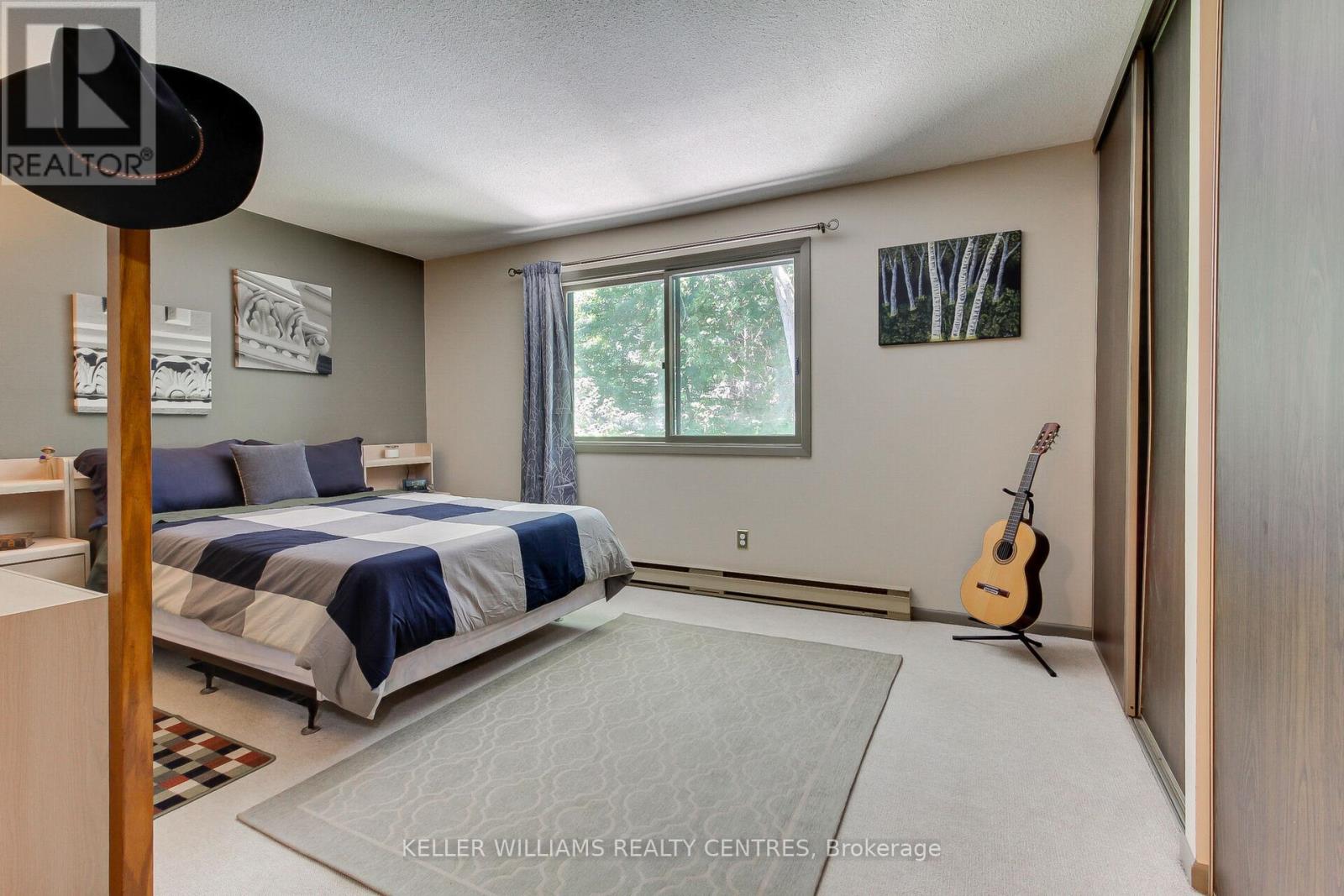 Photo 17 of 871 Elgin Street, Newmarket ON