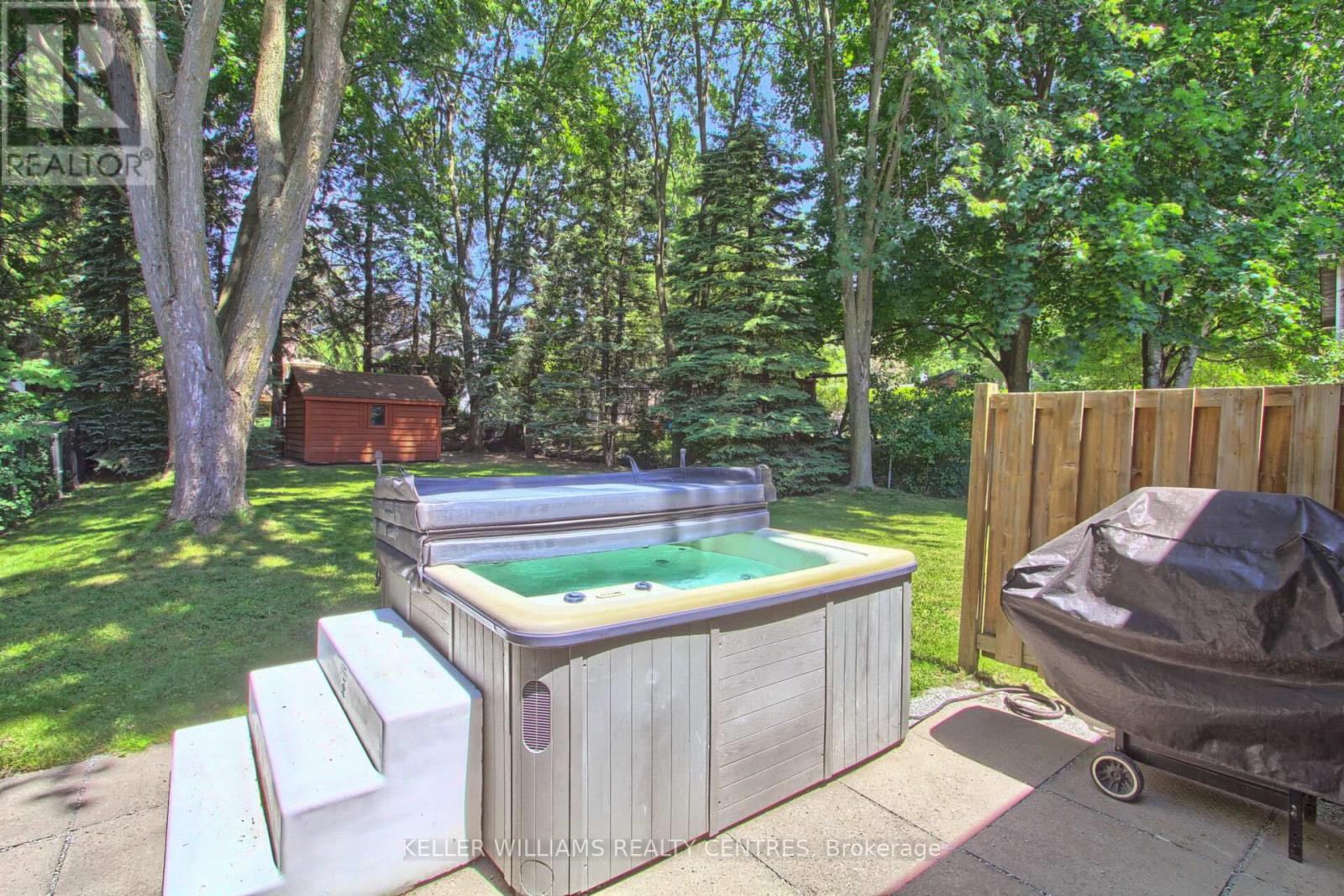 Photo 27 of 871 Elgin Street, Newmarket ON