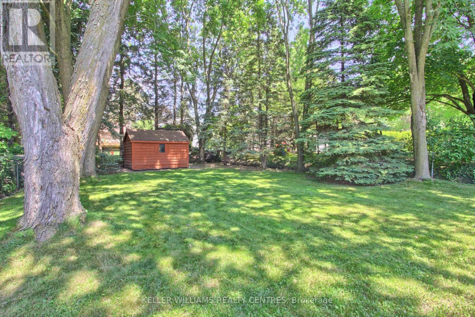Photo 28 of 871 Elgin Street, Newmarket ON