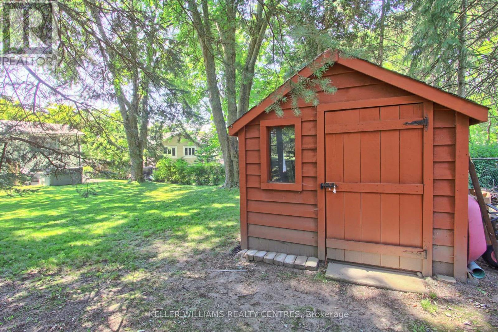 Photo 30 of 871 Elgin Street, Newmarket ON