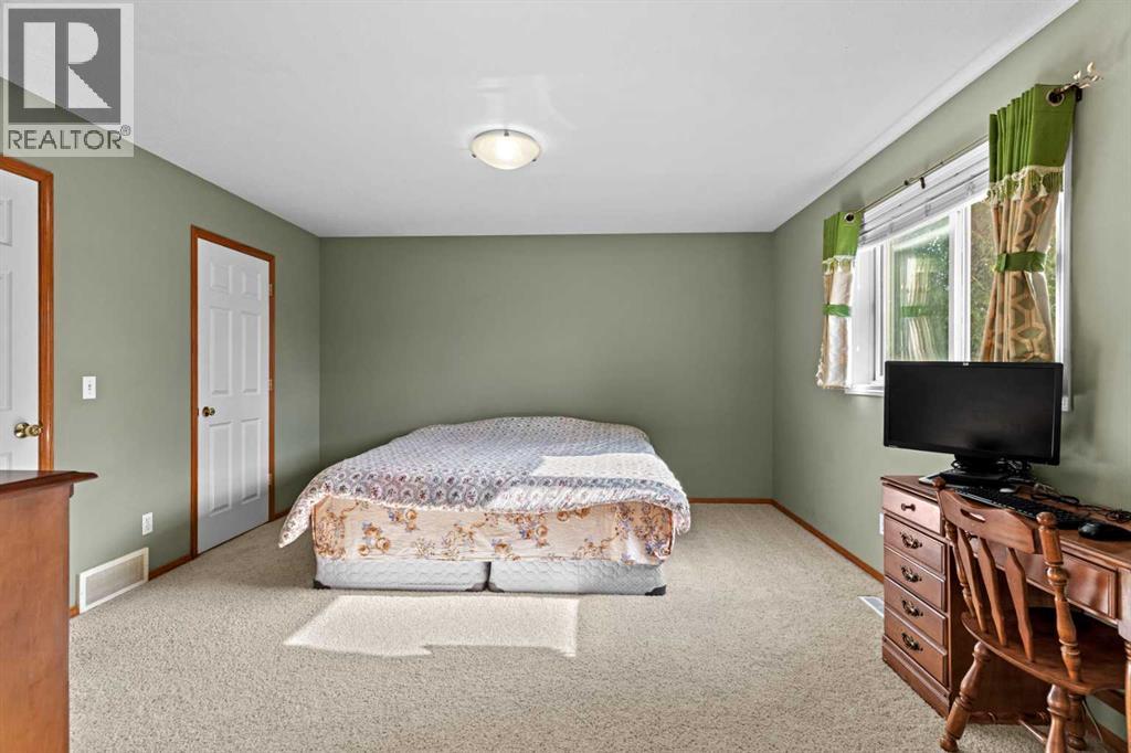 Photo 12 of 39 Saddlemont Close Ne, Calgary AB