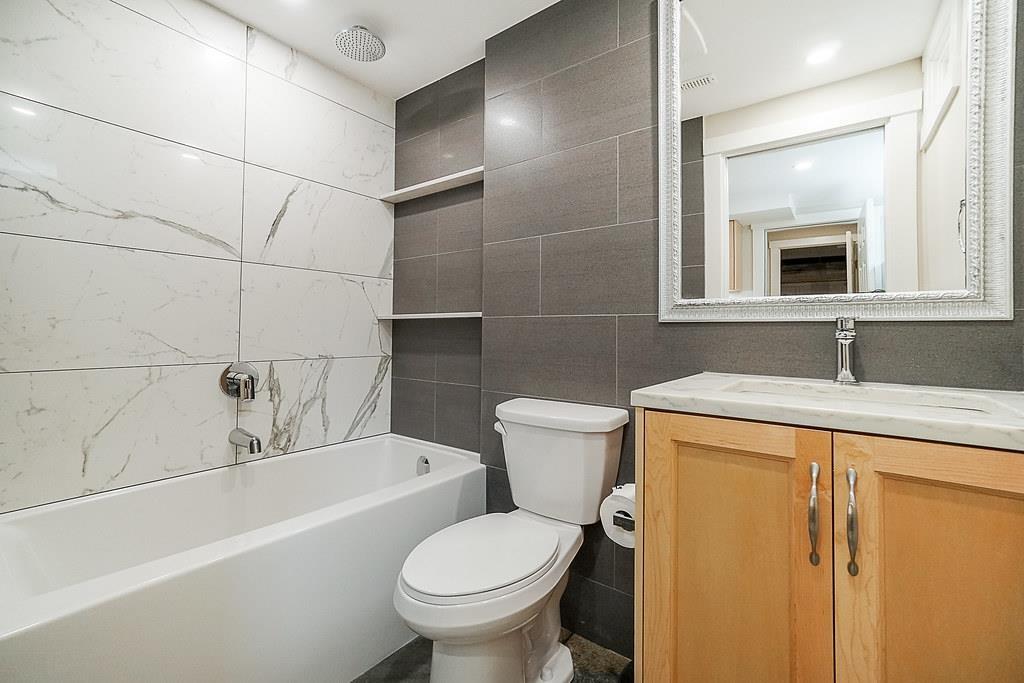 Photo 15 of 14686 St Andrews Drive, Surrey BC