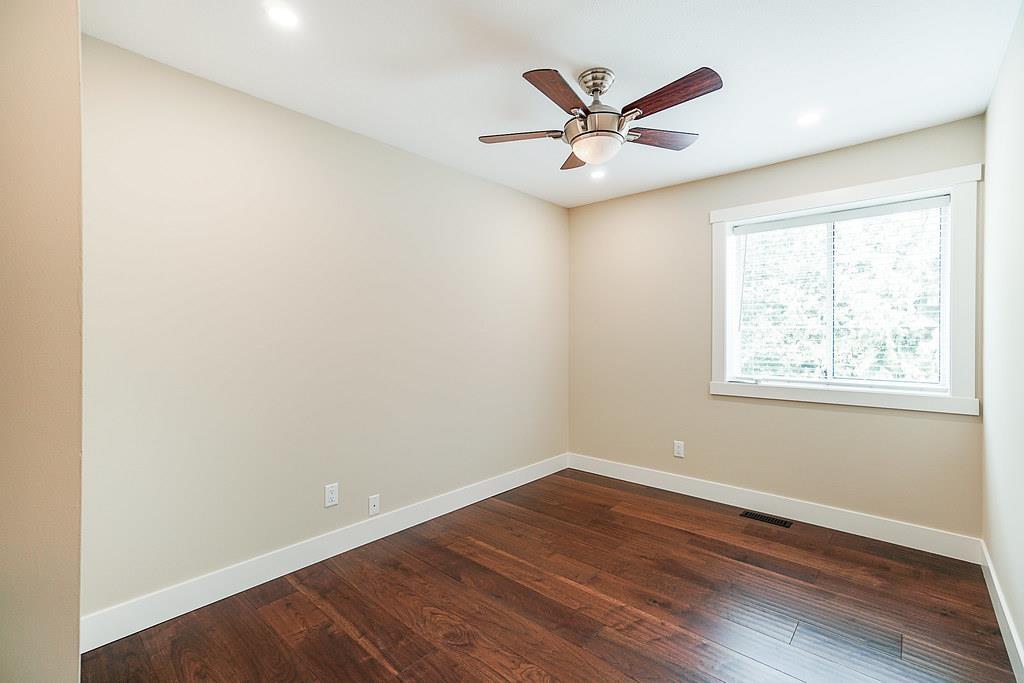 Photo 27 of 14686 St Andrews Drive, Surrey BC