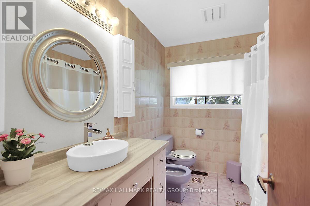 Photo 20 of 1124 Guertin Avenue, Ottawa ON
