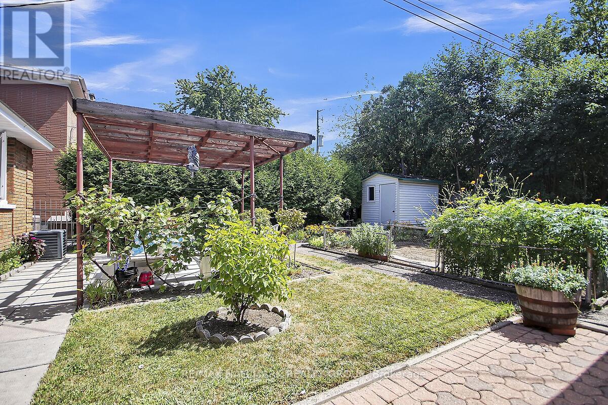 Photo 32 of 1124 Guertin Avenue, Ottawa ON