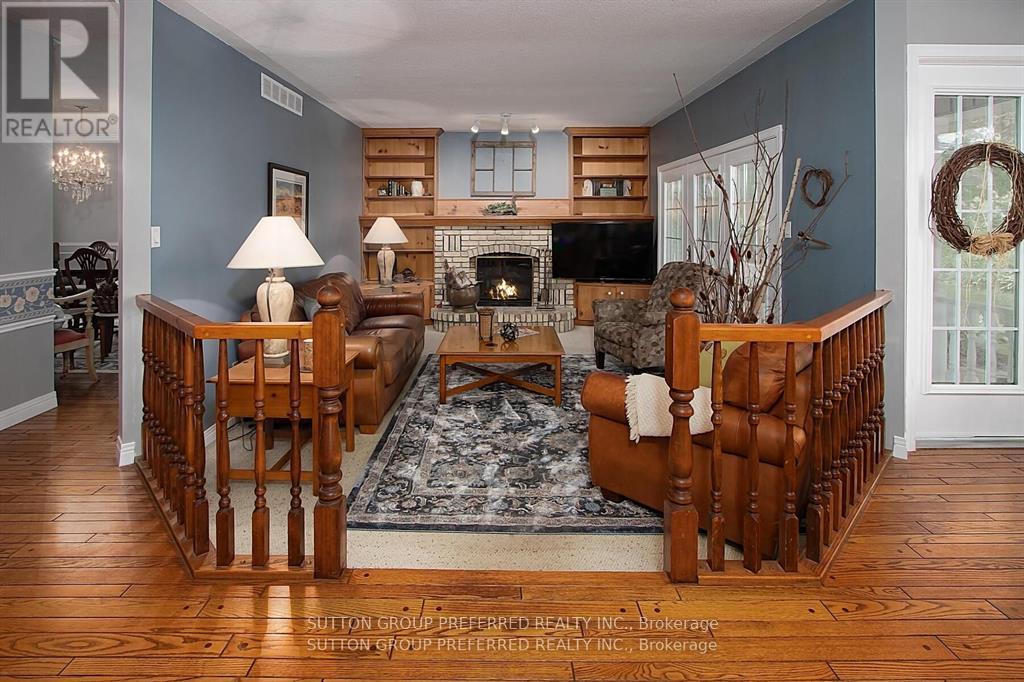 Photo 16 of 63 Wheeler Court, Thames Centre ON