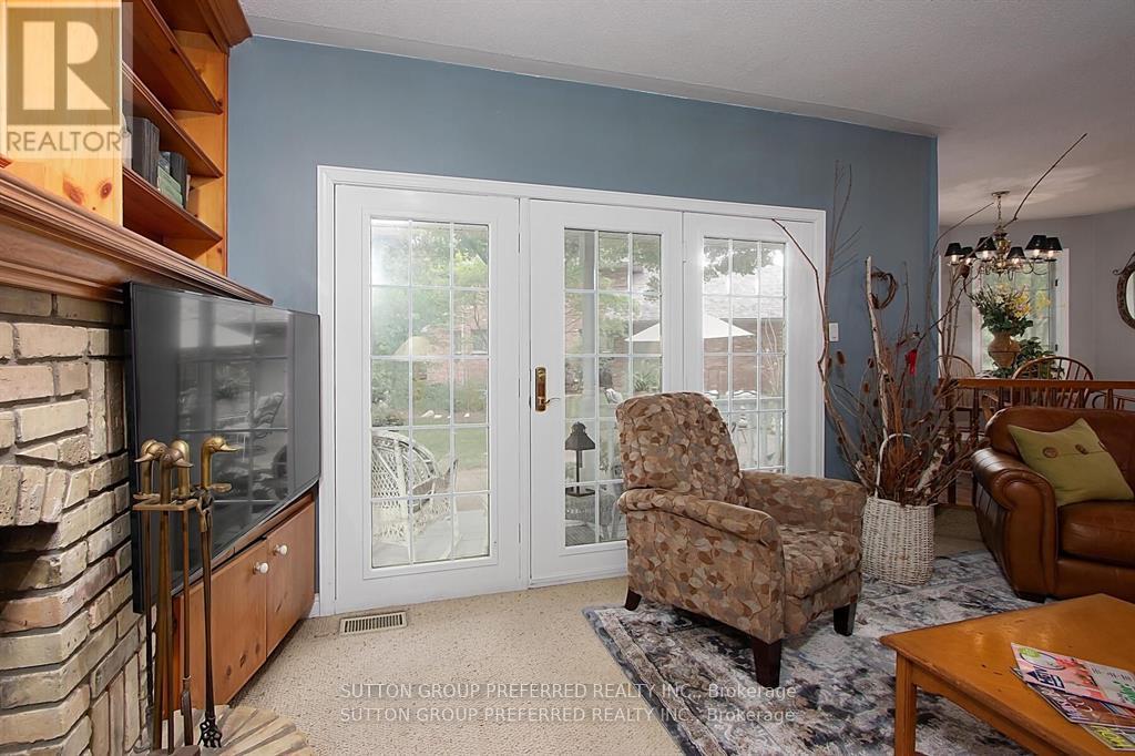 Photo 18 of 63 Wheeler Court, Thames Centre ON