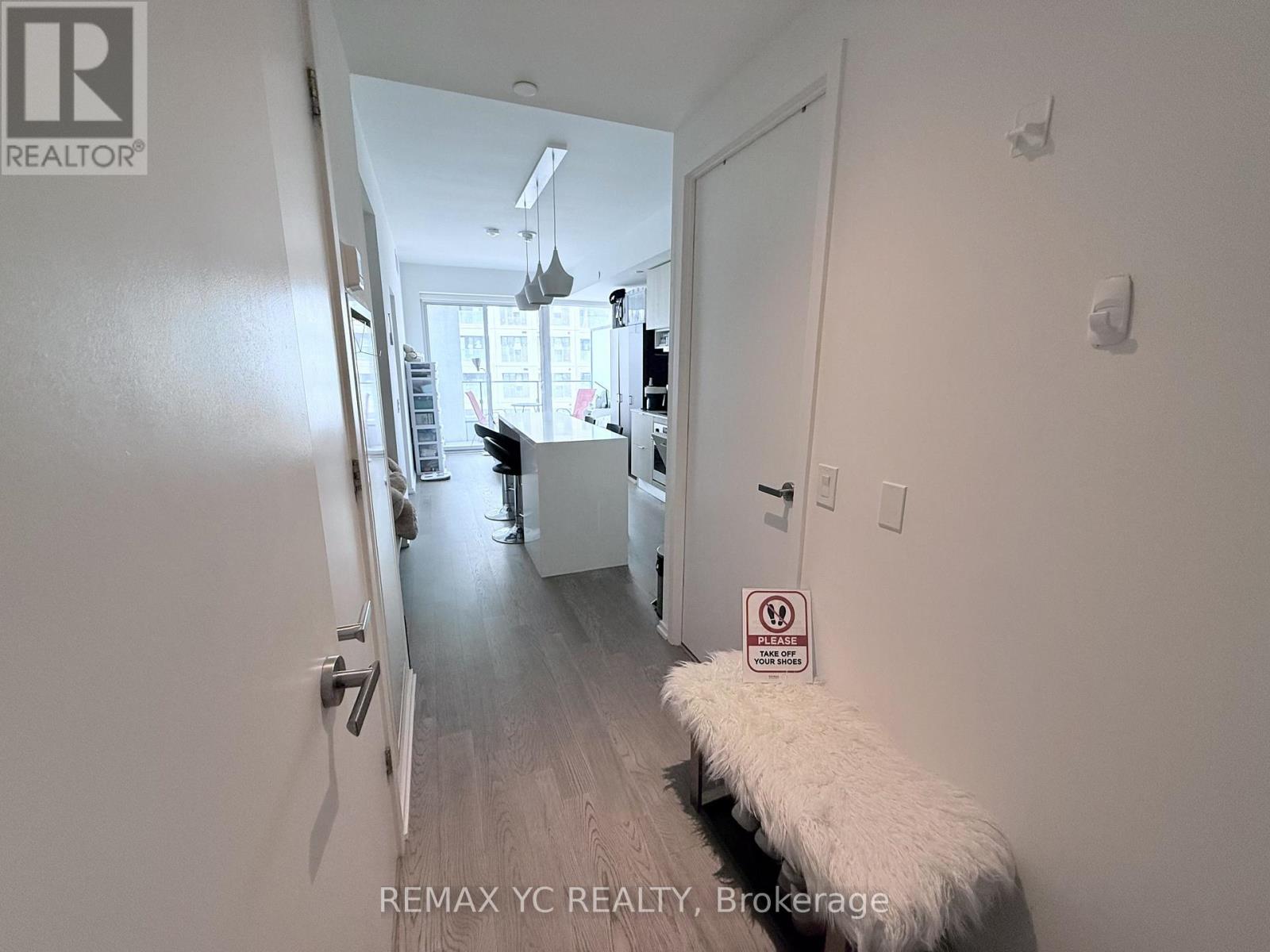 Photo 11 of 2910 5 Soudan Avenue, Toronto ON