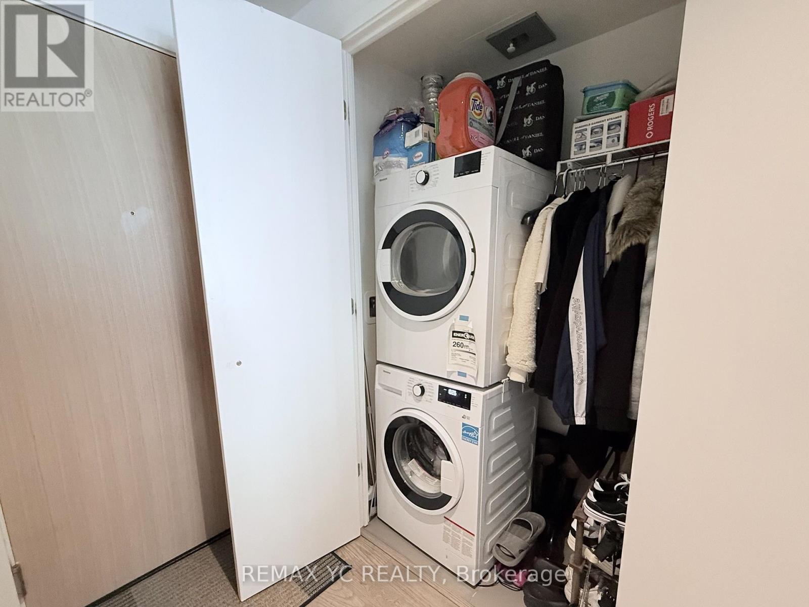 Photo 23 of 2910 5 Soudan Avenue, Toronto ON
