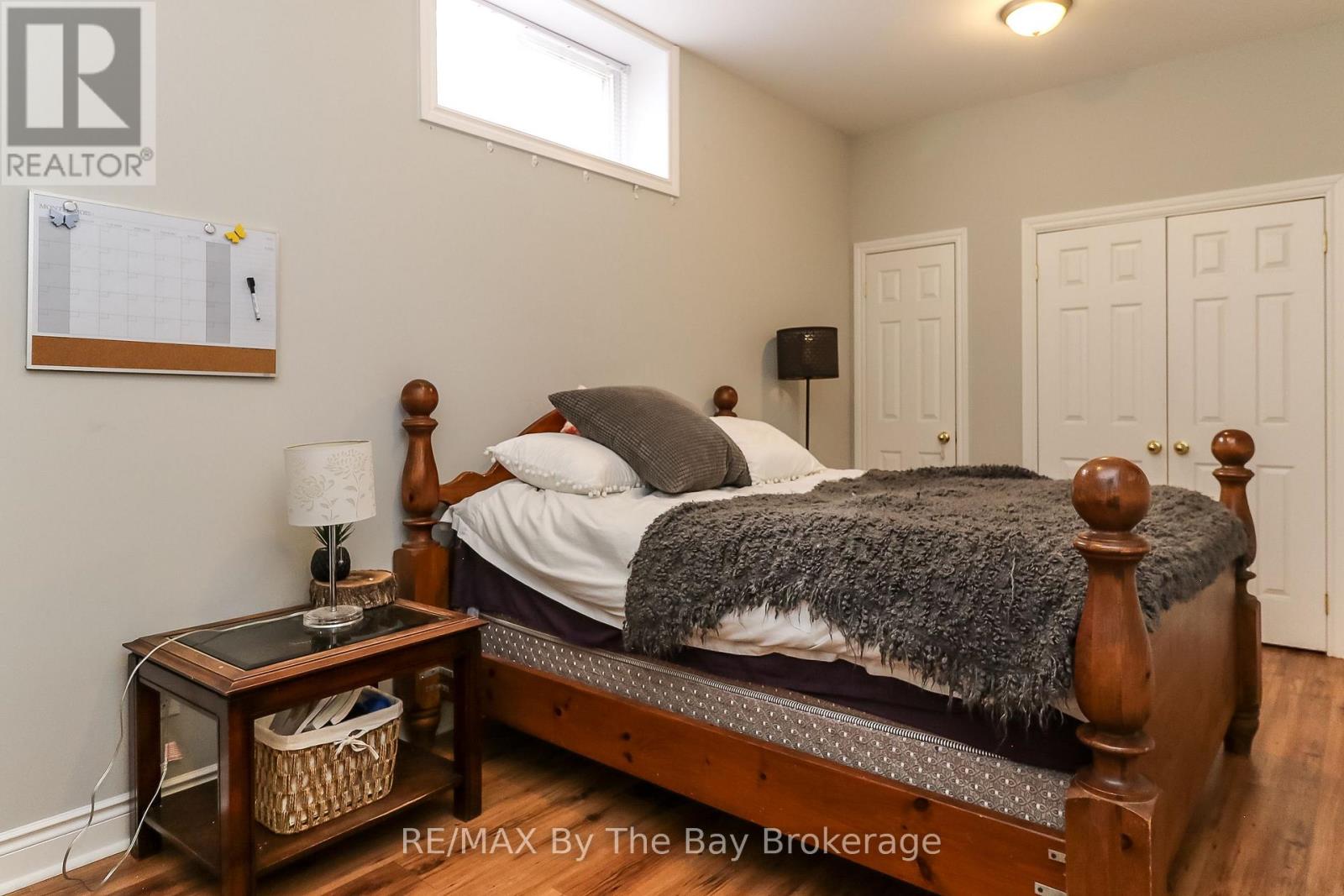 Photo 25 of 37 Wesley Avenue, Wasaga Beach ON