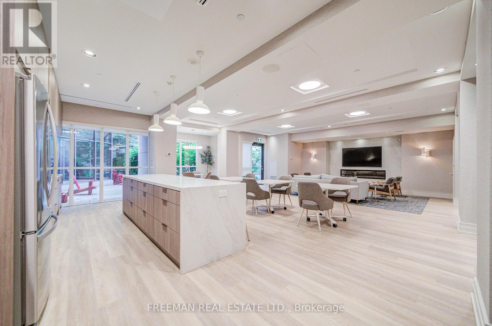 Photo 28 of 201 319 Merton Street, Toronto ON
