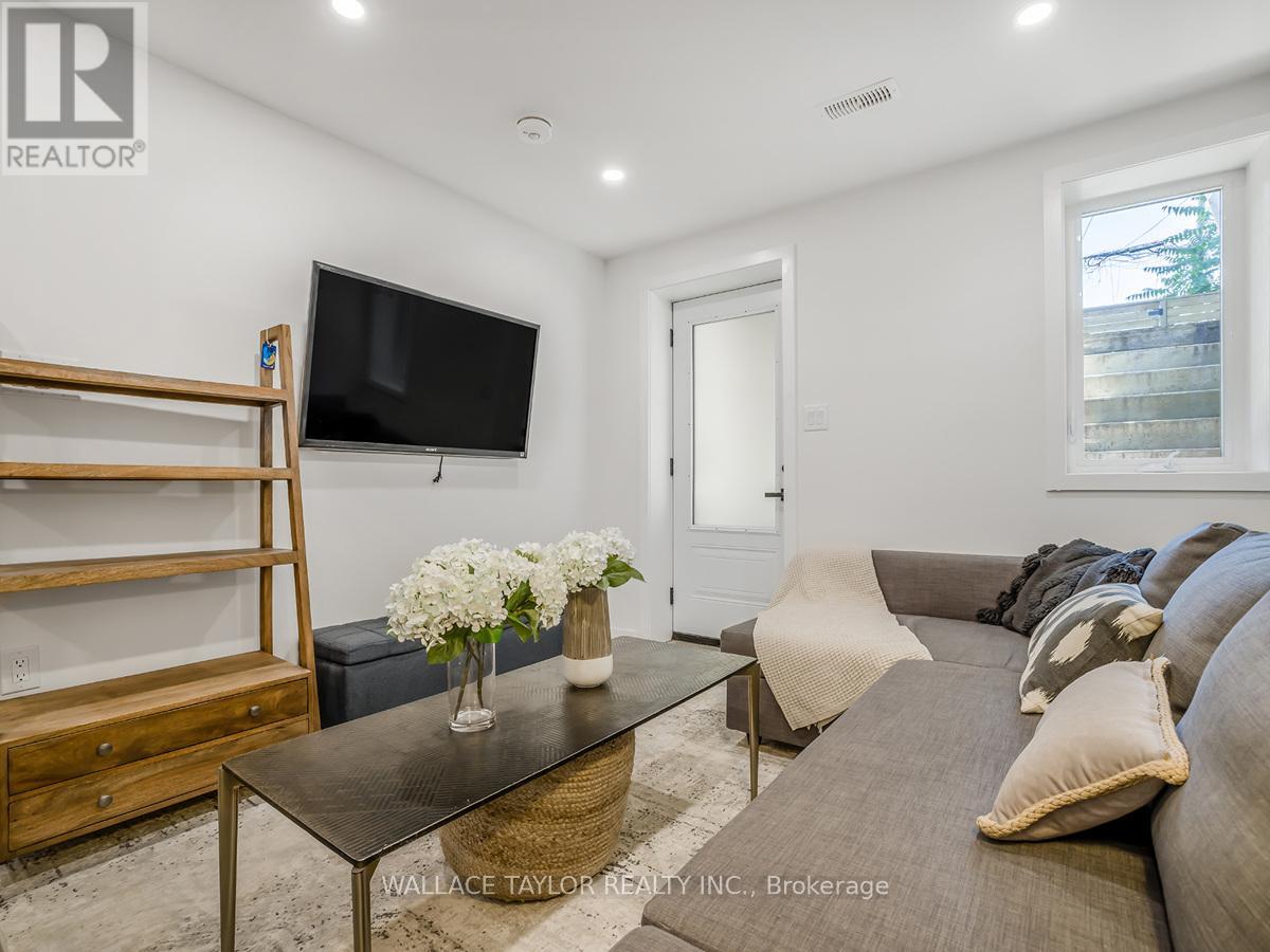 Photo 1 of Lower 193 Perth Avenue, Toronto ON