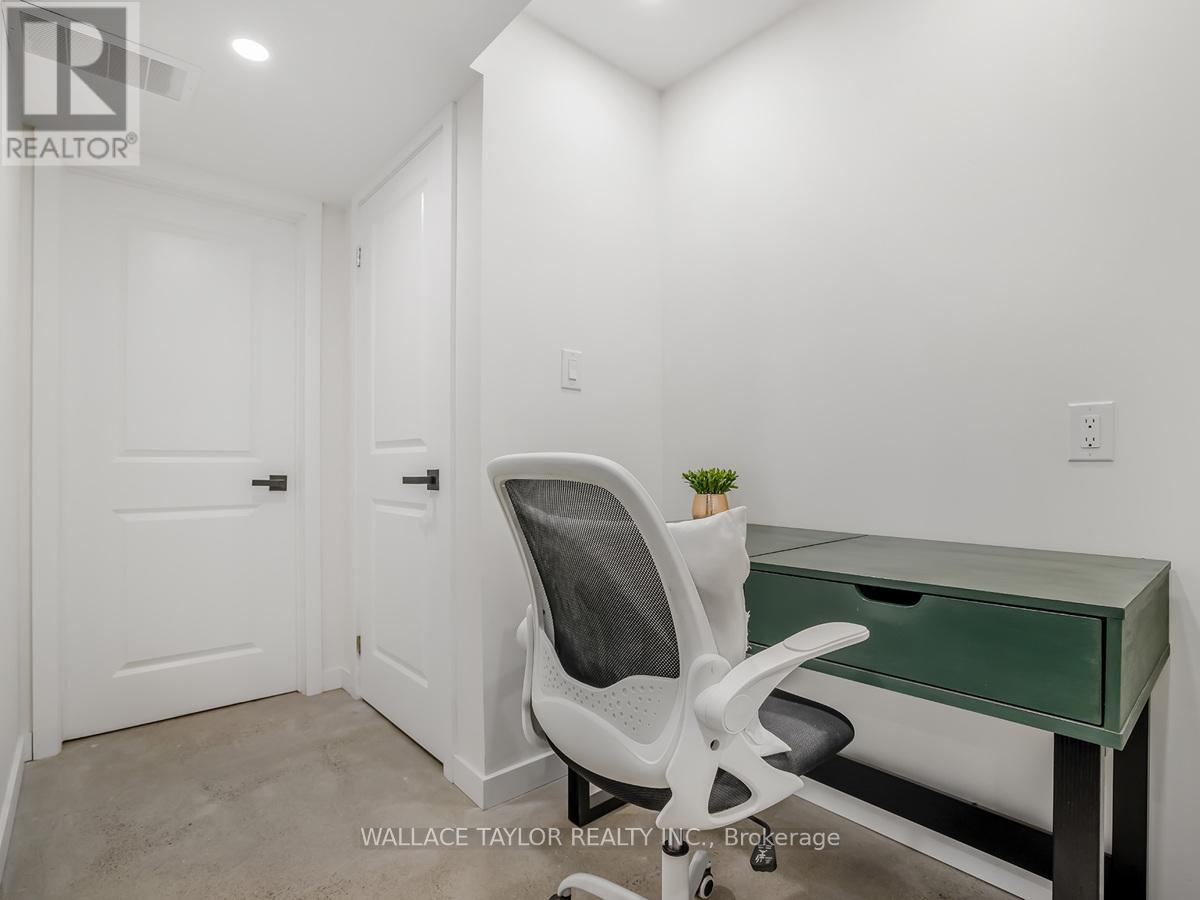 Photo 7 of Lower 193 Perth Avenue, Toronto ON