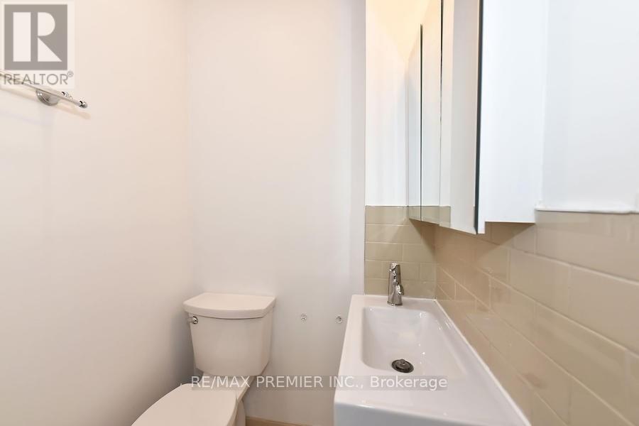Photo 13 of 221 Belgravia Avenue, Toronto ON