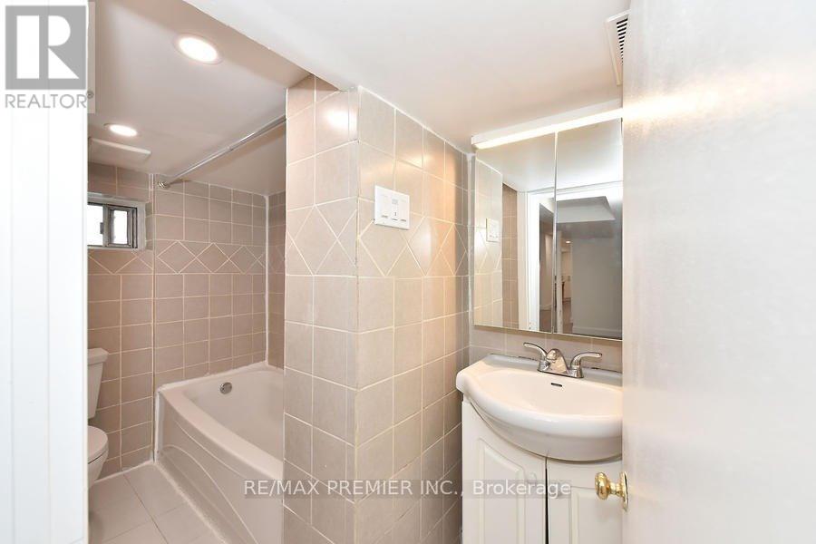 Photo 34 of 221 Belgravia Avenue, Toronto ON