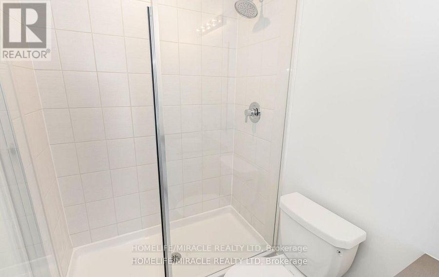 Photo 27 of 16 3415 Ridgeway Drive, Mississauga ON