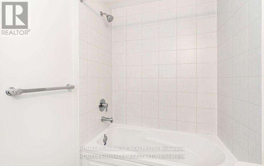 Photo 33 of 16 3415 Ridgeway Drive, Mississauga ON